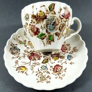 Johnson Brothers Staffordshire Bouquet floral pattern Tea Cup & Saucer Set